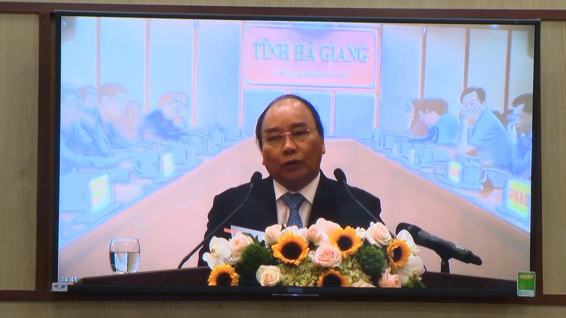 Dưới sự chủ trì của Thủ tướng Chính phủ Nguyễn Xuân Phúc, Chính phủ đã tổ chức hội nghị trực tuyến toàn quốc nhằm tháo gỡ khó khăn, vướng mắc về cơ chế chính sách liên quan đến lĩnh vực đầu tư xây dựng. T