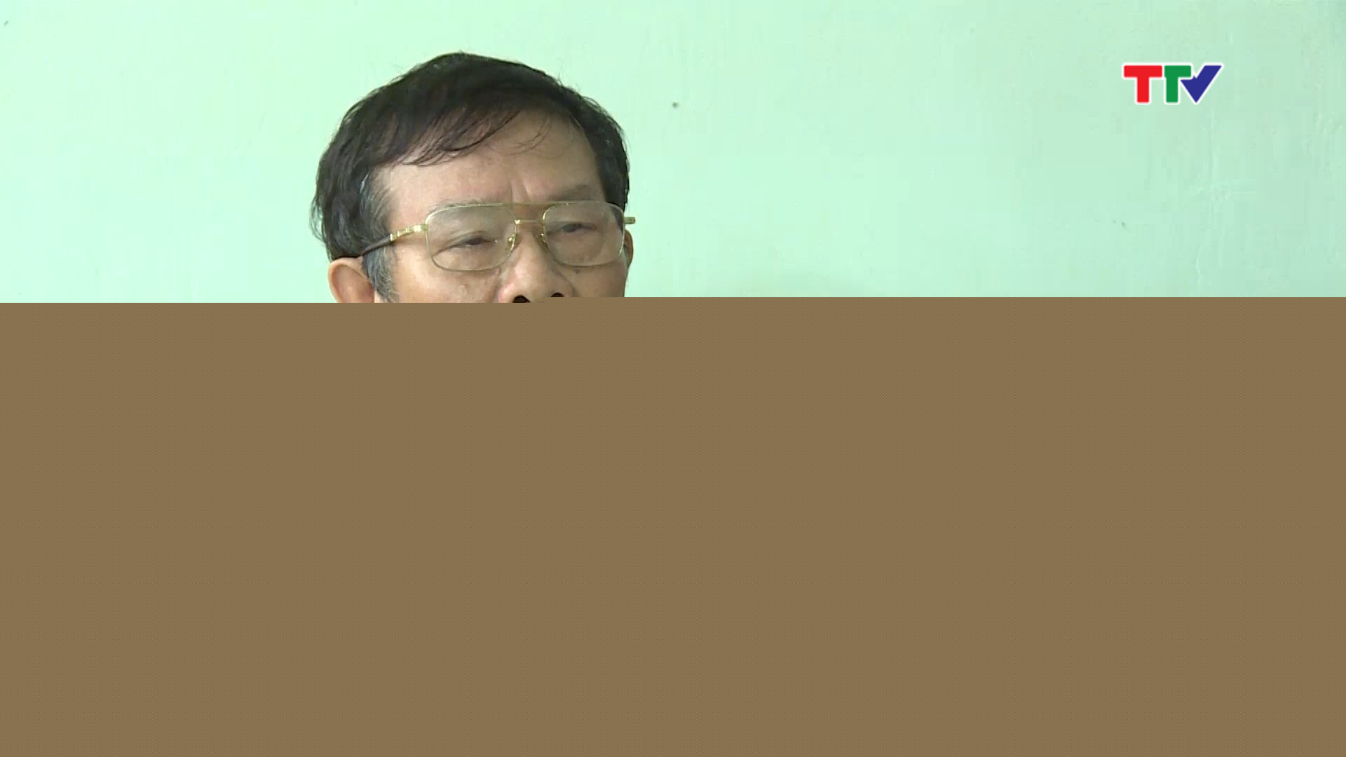 Đại tá Lê Xuân Sanh,Nguyên Phó Chủ nhiệm Chính trị - Tỉnh đội Thanh Hóa: Tham gia chiến trường ở miền Đông Nam Bộ, lúc bấy giờ tôi là cán bộ tiểu đoàn, chúng tôi vượt sông Vàm Cỏ, nhận nhiệm vụ chốt tuyến đường Lộ 4, chặn quân địch tiếp tế cho Sài Gòn, không cho quân từ Sài Gòn về miền Đông. Lúc bấy giờ, dù đói, dù khổ, không có cơm ăn nhưng vẫn vui vẻ, xác định mình là người cán bộ, đảng viên, có quân trong tay, phải hoàn thành nhiệm vụ...