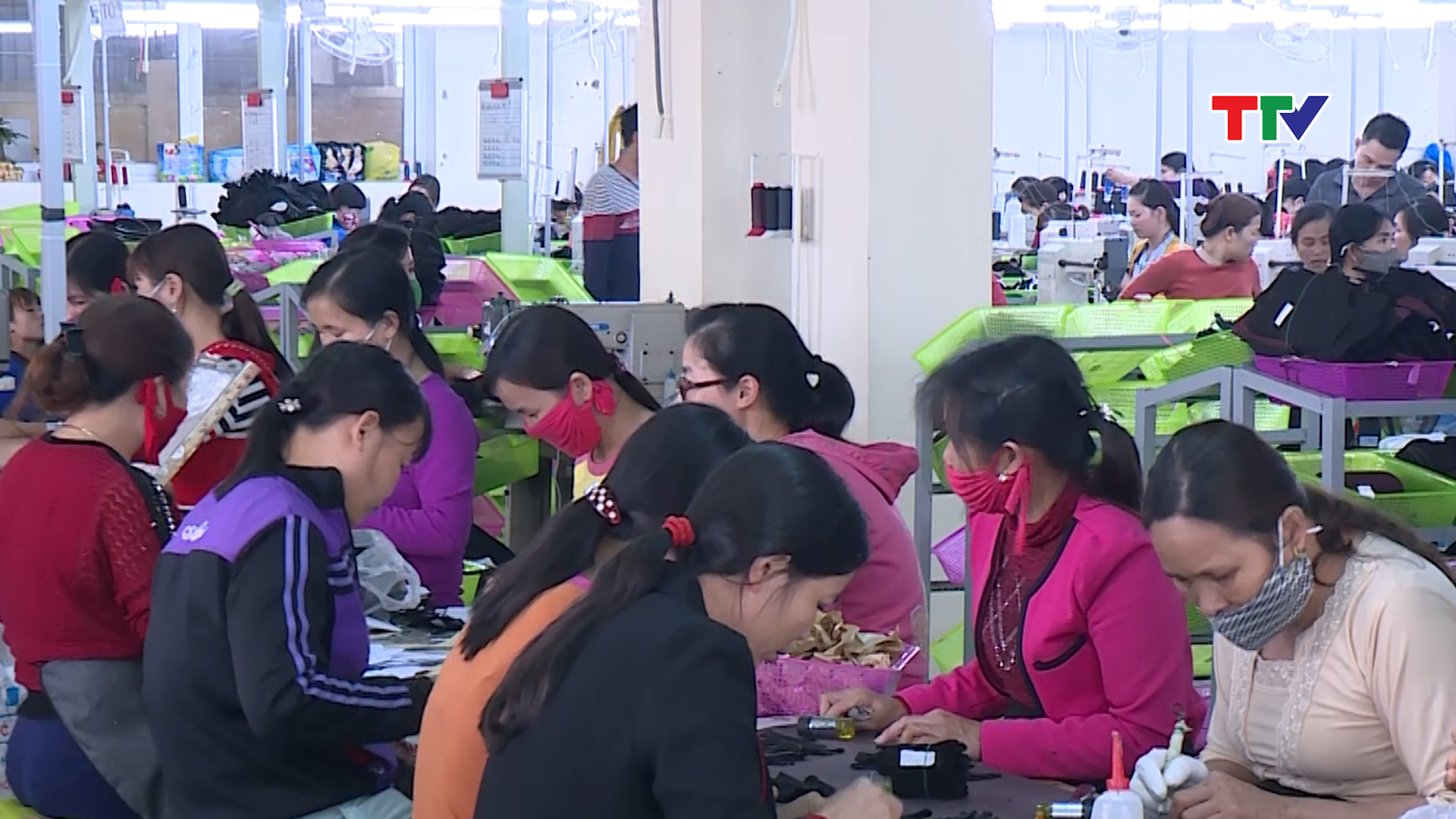 Doanh nghiệp kh&ocirc;ng được t&iacute;nh v&agrave;o chi ph&iacute; được trừ khi t&iacute;nh thuế thu nhập doanh nghiệp đối với phần chi vượt mức 03 triệu đồng/th&aacute;ng/người