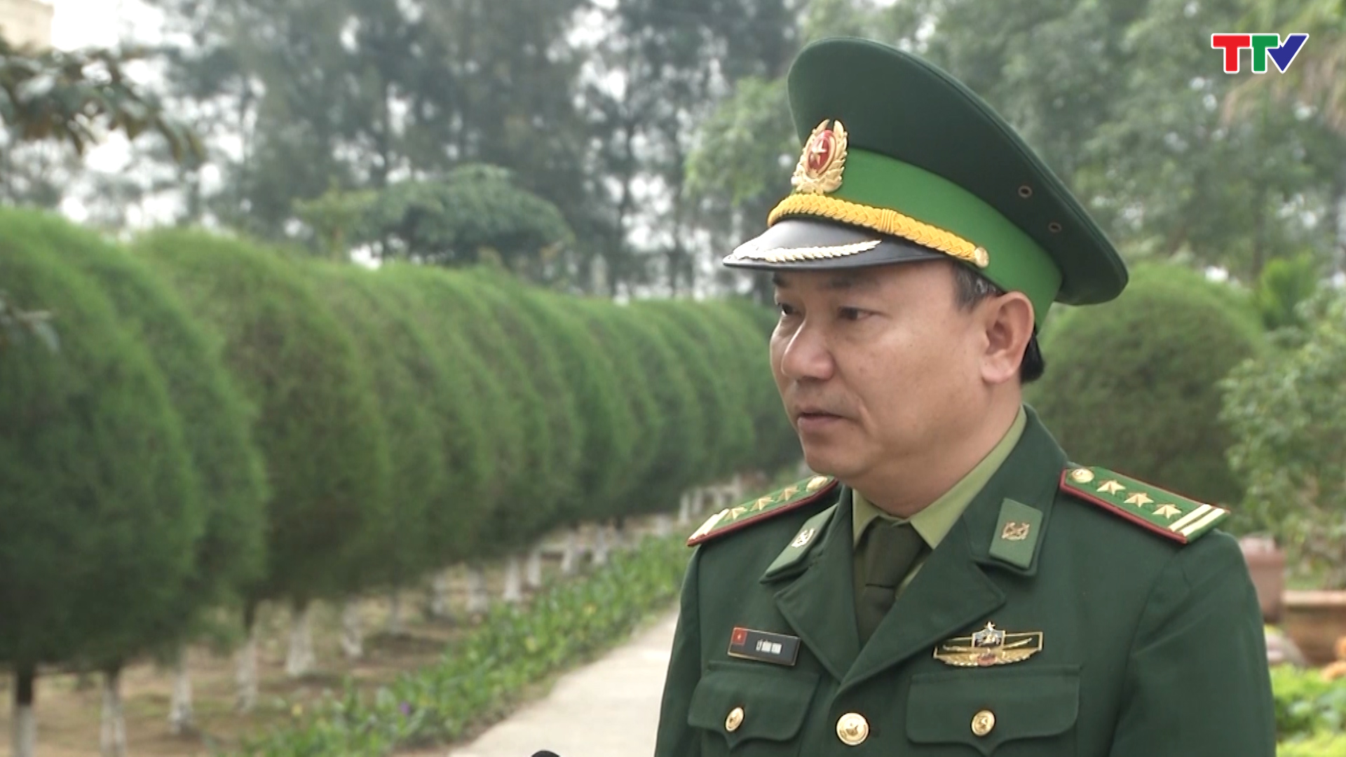 Thượng tá Lý Đình Vinh - Chính trị viên đồn biên phòng Sầm Sơn: Có làm tốt công tác vận động quần chúng, công tác tuyên truyền vận động thì mọi chủ trương, chính sách của Đảng, Nhà nước mới đến với nhân dân, qua đó củng cố niềm tin của nhân dân với sự lãnh đạo của Đảng và các cấp chính quyền.