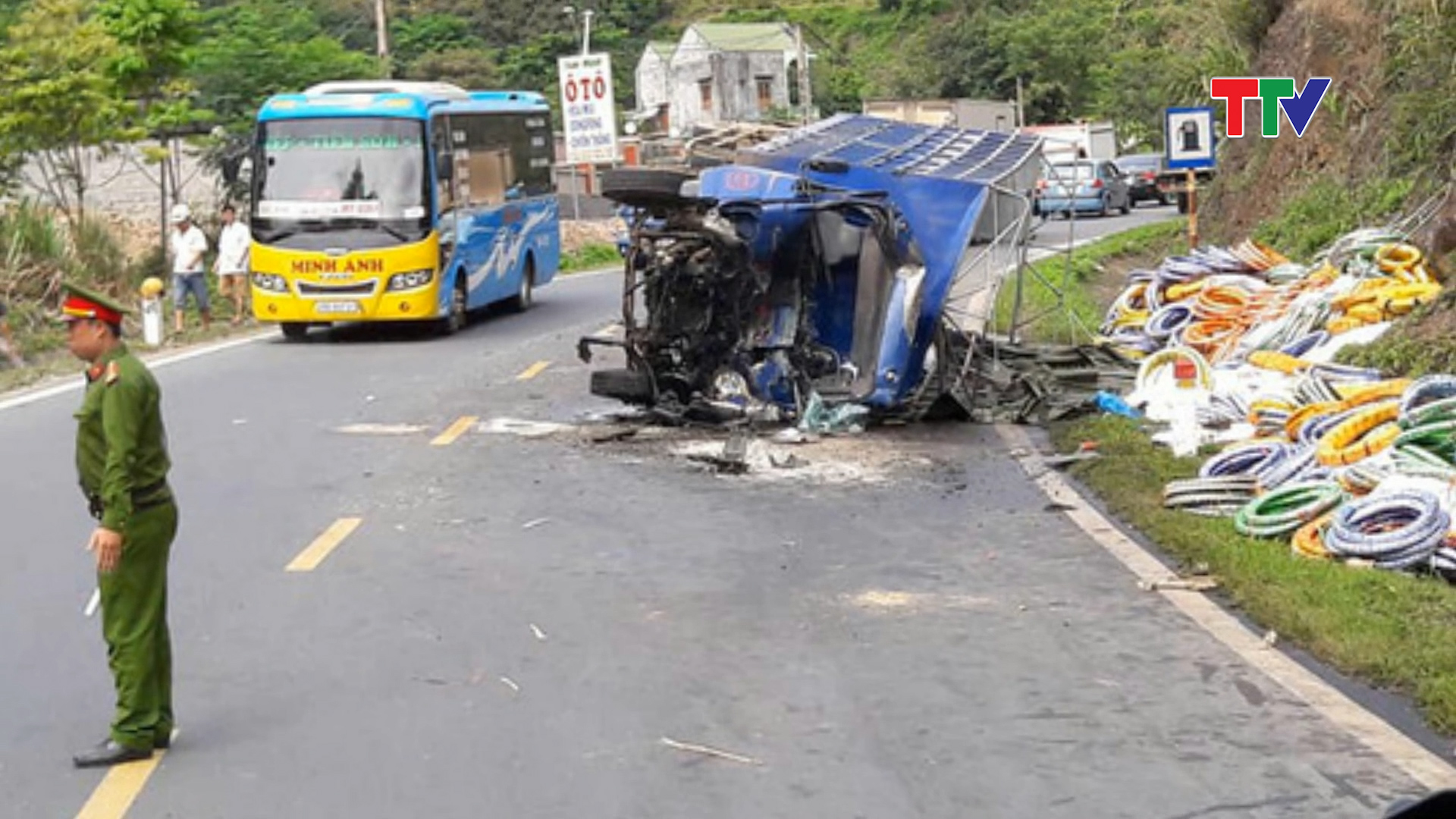 Vụ tai nạn nghiêm trọng này đã khiến 5 người thương vong.