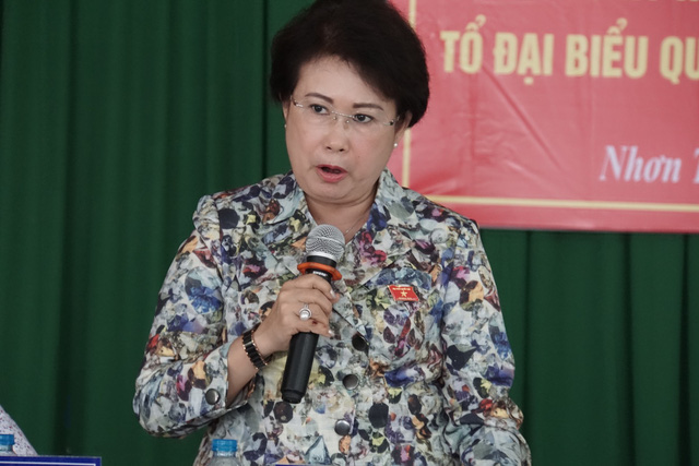Bà Phan Thị Mỹ Thanh trong cuộc tiếp xúc cử tri gần đây nhất TP Biên Hòa ngày 3-5 - Ảnh: H.MI