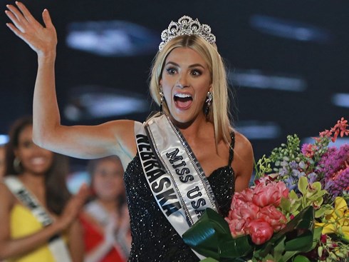Người đẹp Sarah Rose Summers đến từ bang Nebraska đăng quang Hoa hậu Mỹ 2018. Ảnh: Getty.