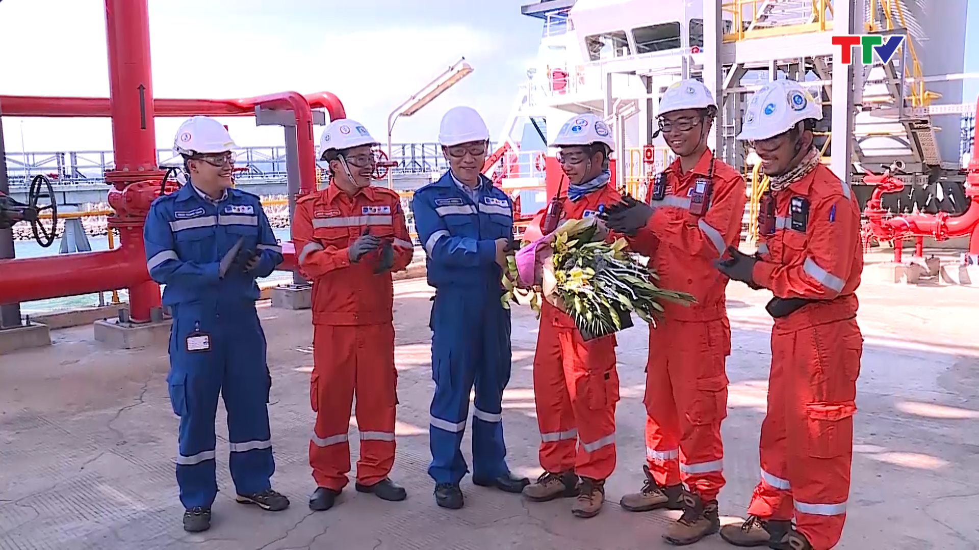 Nhà máy lọc hóa dầu Nghi Sơn đã sản xuất thành công 5.000m3 sản phẩm dầu diesel (DO)