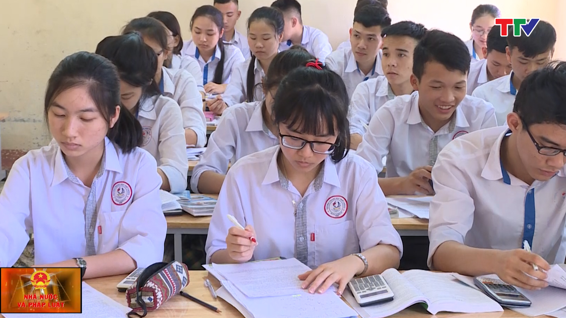 Các trường học cấp THPT trên địa bàn tỉnh đang gấp rút hệ thống lại kiến thức cho học sinh lớp 12.