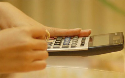Giá vàng giảm sâu xuống đáy 1 năm (ảnh minh họa).