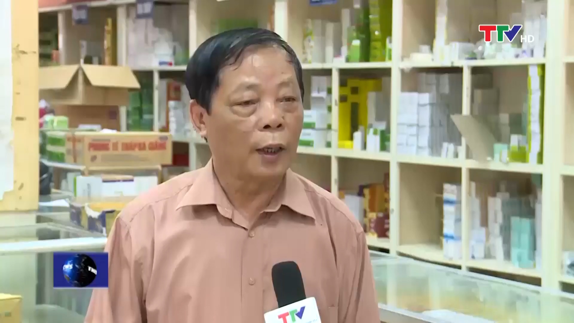 &Ocirc;ng L&ecirc; Khả Th&agrave;nh (Gi&aacute;m đốc C&ocirc;ng ty TNHH Thương mại v&agrave; đầu tư Y tế Nhật Quang) cho biết:  "L&acirc;u nay dịch vụ y tế cơ bản ở x&atilde;, phường chưa được quan t&acirc;m. C&ocirc;ng ty mong muốn c&ugrave;ng với doanh nghiệp tr&ecirc;n địa b&agrave;n đầu tư v&agrave;o lĩnh vực n&agrave;y. Mong muốn c&aacute;c cơ chế, ch&iacute;nh s&aacute;ch thuộc chủ trương của Đảng, nh&agrave; nước được vận dụng tối đa. Muốn c&aacute;c cơ quan chức năng tr&ecirc;n địa b&agrave;n tỉnh tạo điều kiện thuận lợi trong phạm vi văn bản ph&aacute;p luật đ&atilde; quy định " 