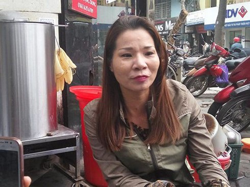 Chị Tạ Thị Thu Trang, người con bị trao nhầm cách đây 42 năm tại nhà hộ sinh quận Ba Đình. (Ảnh KT)