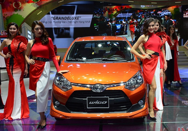 Toyota Wigo được kỳ vọng sẽ gi&uacute;p h&atilde;ng xe hơi Nhật Bản lấy lại được ng&ocirc;i vị số 1 ở ph&acirc;n kh&uacute;c xe cỡ nhỏ tại thị trường Việt Nam.