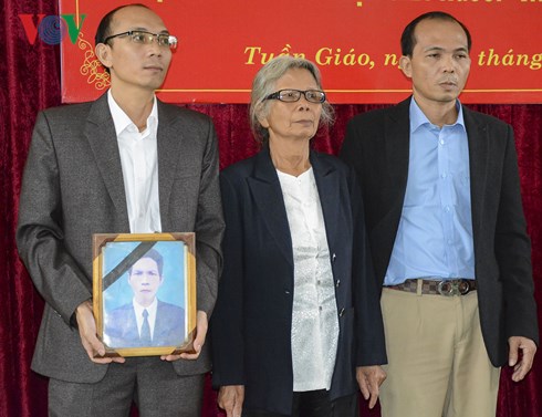 B&agrave; Nga hy vọng T&ograve;a &aacute;n Nh&acirc;n d&acirc;n tỉnh Điện Bi&ecirc;n sẽ sớm tổ chức thực hiện việc bồi thường v&igrave; nay tuổi b&agrave; đ&atilde; ở ngưỡng &ldquo;gần đất xa trời&rdquo;.
