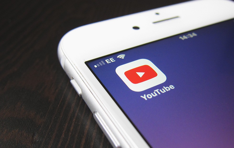 Ứng dụng YouTube trên iPhone.