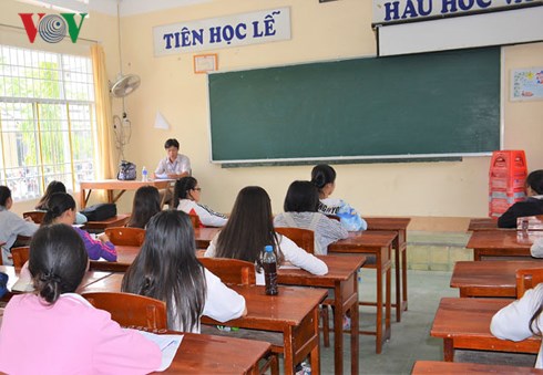 Hơn 1.400 giáo viên tại Cà Mau bị chấm dứt hợp đồng trước ngày 1/9 tới.
