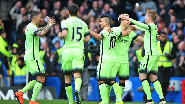 Aguero tỏa sáng trong chiến thắng của Man City