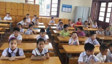Sĩ số lớp học quá đông sẽ ảnh hưởng đến chất lượng dạy và học trong nhà trường. Ảnh: minh họa