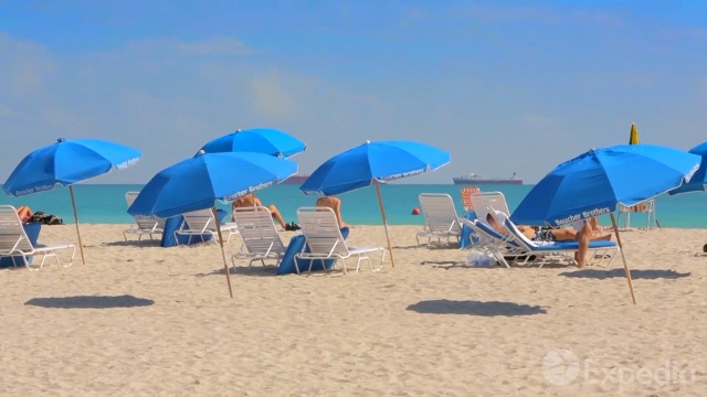 Miami có những bãi biển tuyệt đẹp thu hút gần 14 triệu du khách mỗi năm.
