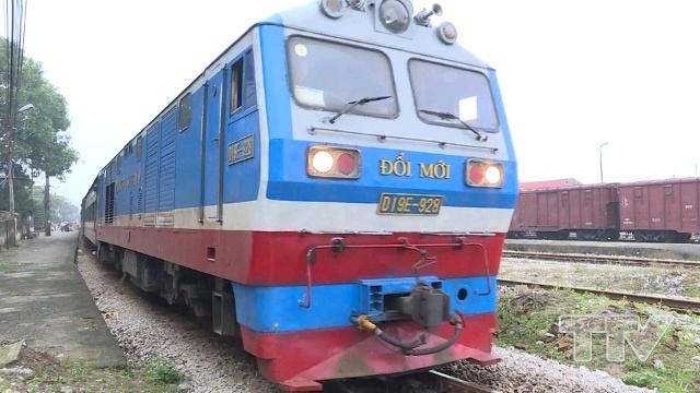 Tổng Công ty đường sắt Việt Nam cho biết, ngành đường sắt sẽ thực hiện tăng chuyến trên các tuyến nhằm phục vụ hành khách đi lại dịp nghỉ lễ 2/9 năm nay.