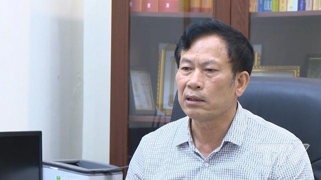 Ông Lê Văn Lân - Trưởng phòng Nội Vụ, UBND huyện Như Xuân: Kế hoạch trong thời gian tới, chúng tôi sẽ tiếp tục nghiên cứu trình Tỉnh ủy, UBND tỉnh phê duyệt việc sáp nhập Văn phòng Huyện ủy và UBND huyện, sát nhập một số Ban và phòng chuyên môn có chức năng nhiệm vụ tương đồng nhau.