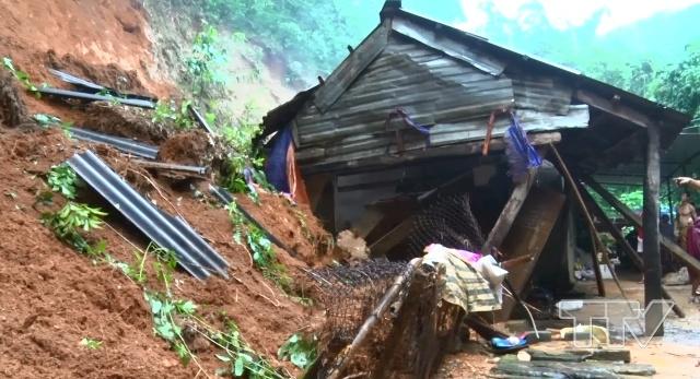 Tính đến thời điểm 10h giờ ngày 18/8/2018, trên địa bàn huyện Quan Hóa có 116 ngôi nhà bị ảnh hưởng, trong đó có 3 nhà sập hoàn toàn