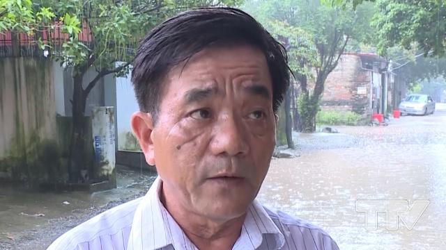 Ông Lê Ngọc Đàm- Trưởng phố Kết, phường Đông Thọ, thành phố Thanh Hóa:  &quot;Chúng tôi đã nhiều lần kiến nghị lên phường, thành phố nhưng thành phố trả lời không có vốn ngân sách để đầu tư &quot;