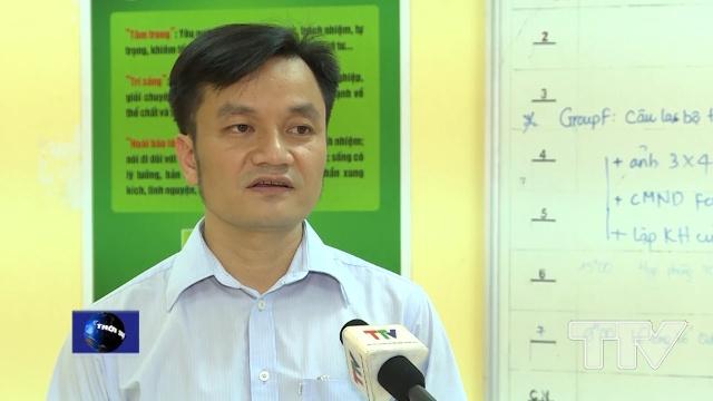 Thầy Ho&agrave;ng L&ecirc; Minh - B&iacute; thư Đo&agrave;n trường Đại học Hồng Đức: Ch&uacute;ng t&ocirc;i sử dụng trang fanpage của trường để đăng tải c&aacute;c lời k&ecirc;u gọi sinh vi&ecirc;n kh&ocirc;ng like, comment hay chia sẻ c&aacute;c th&ocirc;ng tin xấu, độc, đồng thời cũng qu&aacute;n triệt khi ph&aacute;t hiện c&aacute;c bạn c&oacute; tư tưởng lệch lạc, cần th&ocirc;ng b&aacute;o ngay với nh&agrave; trường.