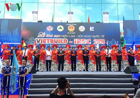 Triển lãm Quốc tế Vietbuild Hà Nội 2018 được tổ chức tại Cung Triển lãm Kiến trúc, Quy hoạch Xây dựng Quốc gia và Bảo tàng Hà Nội.
