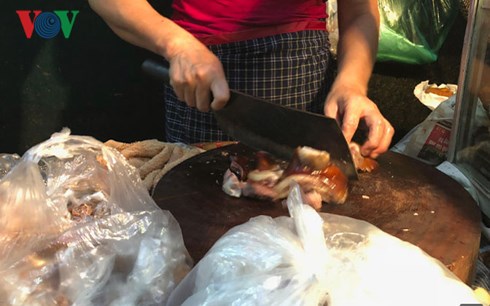 Nhiều gia đình có thói quen sử dụng thịt chó làm thực phẩm.