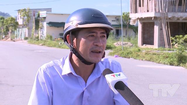 Anh Trần Văn Minh, phường Nam Ngạn, thành phố Thanh Hóa: Nhiều miệng cống không nắp đậy rất nguy hiểm cho người dân qua đây, đã nhiều vụ tai nạn xảy ra, chúng tôi đề nghị cần có nắp cống để giao thông an toàn hơn.