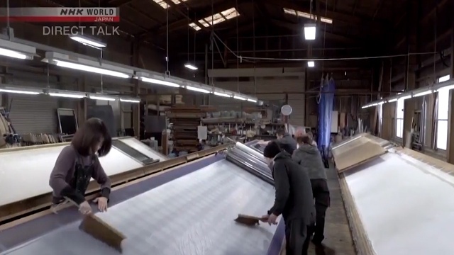 các mẫu vải sáng tạo của bà Sudo không được sản xuất ở những nhà xưởng hiện đại với máy móc tối tân. Chúng được sản xuất ở những xưởng nhỏ với kỹ thuật dệt vải truyền thống Nhật Bản