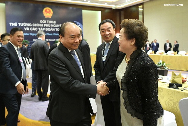 Lãnh đạo các tập đoàn toàn cầu đều bày tỏ vui mừng dự Hội nghị WEF ASEAN tại Việt Nam, đồng thời đánh giá cao, bày tỏ tin tưởng vào Chính phủ Việt Nam trong việc cải cách môi trường đầu tư kinh doanh, điều hành kinh tế vĩ mô. Trên tinh thần đó, các tập đoàn đều cam kết đồng hành cùng Chính phủ Việt Nam trong các chính sách lớn như xây dựng Chính phủ điện tử, phát triển nền kinh tế số...