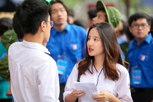 Đại diện một số trường đại học cho rằng chấm chéo vẫn chưa thể ngăn chặn hoàn toàn gian lận. 