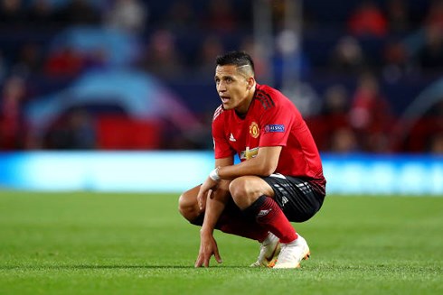 Alexis Sanchez có ngày thi đấu đáng quên khiến MU bị Valencia  &quot;cầm chân &quot; ngay trên sân Old Trafford. (Ảnh: Getty)