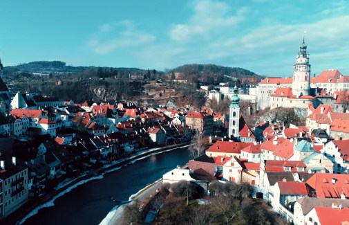 Ngôi làng cổ Český Krumlov, một những ngôi làng đẹp nhất châu Âu