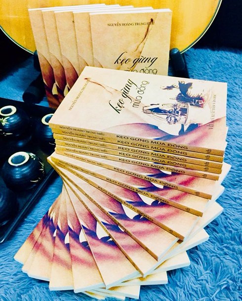 Tập thơ "Kẹo gừng mùa đông ".