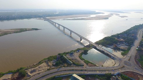 Cầu Văn Lang.