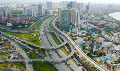 TP HCM sẽ xây mới 49 cây cầu, 190 km đường trong hai năm tới. Ảnh: Quỳnh Trần.