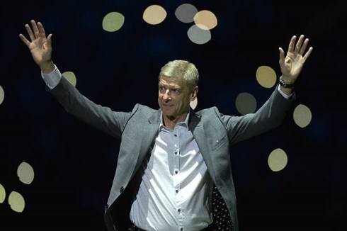 HLV Arsene Wenger chuẩn bị trở lại với bóng đá (Ảnh: Getty).