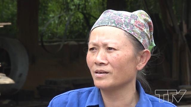 B&agrave; Nguyễn Thị Oanh- C&ocirc;ng ty TNHH Oanh Giới, huyện Hoằng H&oacute;a:  "Ch&uacute;ng t&ocirc;i cam kết sẽ thực hiện trả dần c&aacute;c khoản nợ, dứt điểm v&agrave;o cuối năm "