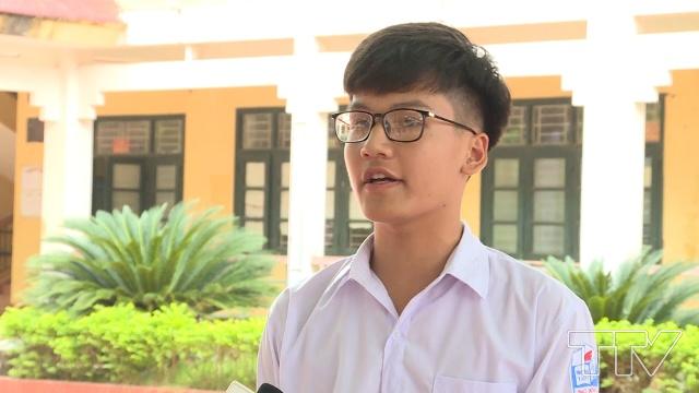 Em Lữ Văn Hiếu - Trường THPT Thọ Xuân 4, huyện Thọ Xuân: Em rất khâm phục hành động cứu người của thầy, hành động động giúp chúng em bớt đi những thói hư, sự vô cảm trong cuộc sống.