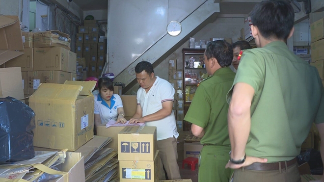 Công an tỉnh Đắk Lắk bắt giữ một vụ tàng trữ thuốc tây không rõ nguồn gốc