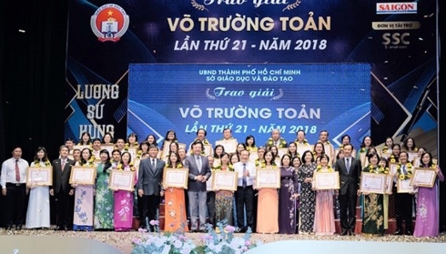 50 nhà giáo ở TP HCM nhận giải thưởng Võ Trường Toản. Ảnh: Hoàng Hùng/SGGP