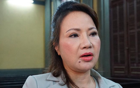 Bà Chu Thị Bình vừa được tòa tuyên EximBank trả cho bà 337 tỷ đồng. 