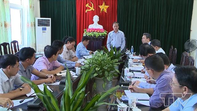 Đồng chí Phó Chủ tịch Thường trực UBND tỉnh Nguyễn Đức Quyền phát biểu tại buổi làm việc