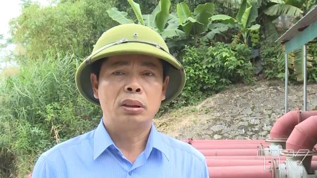 &Ocirc;ng L&ecirc; Hồng Sản- Gi&aacute;m đốc Chi nh&aacute;nh thuỷ lợi Hậu Lộc:  "Do c&aacute;c đợt mưa lũ đ&atilde; l&agrave;m hệ thống c&aacute;c trạm bơm tưới bị bồi lấp, ch&uacute;ng t&ocirc;i đ&atilde; huy động c&aacute;n bộ, c&ocirc;ng nh&acirc;n ra qu&acirc;n nạo v&eacute;t nhưng khối lượng b&ugrave;n đất năm nay vượt qu&aacute; lớn khiến cho c&ocirc;ng t&aacute;c trục vớt, h&uacute;t nạo gặp nhiều kh&oacute; khăn ".