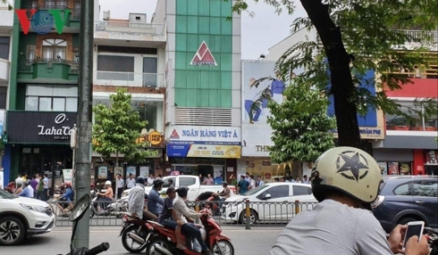 Ng&acirc;n h&agrave;ng nơi xảy ra vụ cướp.