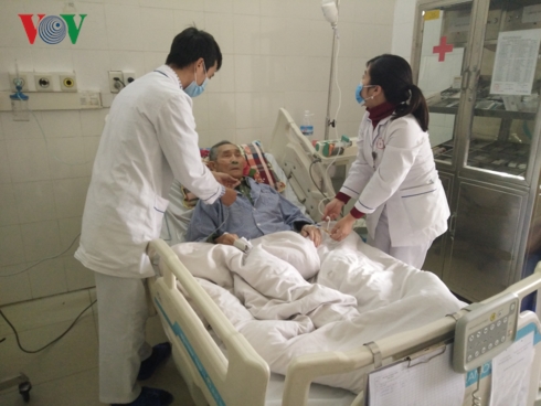 Số lượng bệnh nhân nhập viện tại Quảng Ninh do các bệnh mãn tính về đường hô hấp tăng rõ rệt do ảnh hưởng của thời tiết.