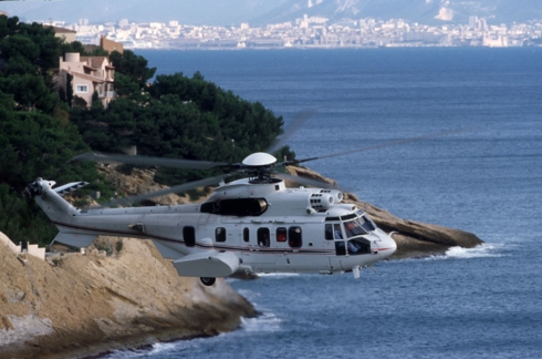 Một chiếc trực thăng H225 Super Puma của hãng Airbus. Ảnh minh họa: airbushelicopters.ru.