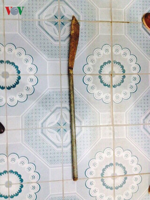 Con dao mà đối tượng mang theo khi vào trụ sở UBND phường.