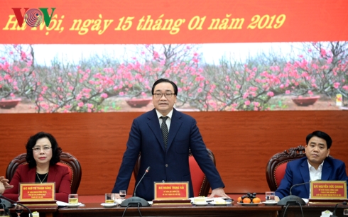 Bí thư Thành ủy Hà Nội Hoàng Trung Hải phát biểu tại buổi gặp mặt.