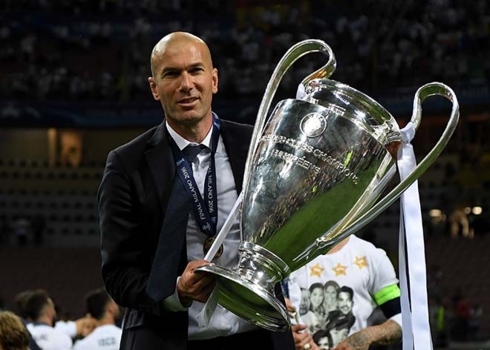 Chelsea quyết chiêu mộ HLV Zidane dù bị cấm chuyển nhượng. (Ảnh: Getty)