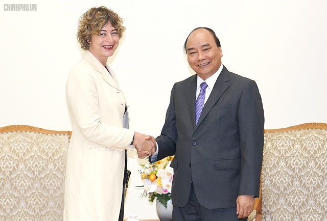 Thủ tướng trân trọng chúc mừng bà Elsbeth Akkerman đảm nhận nhiệm vụ Đại sứ Hà Lan tại Việt Nam